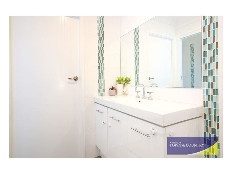 5 Laurence Avenue, Armidale NSW 2350