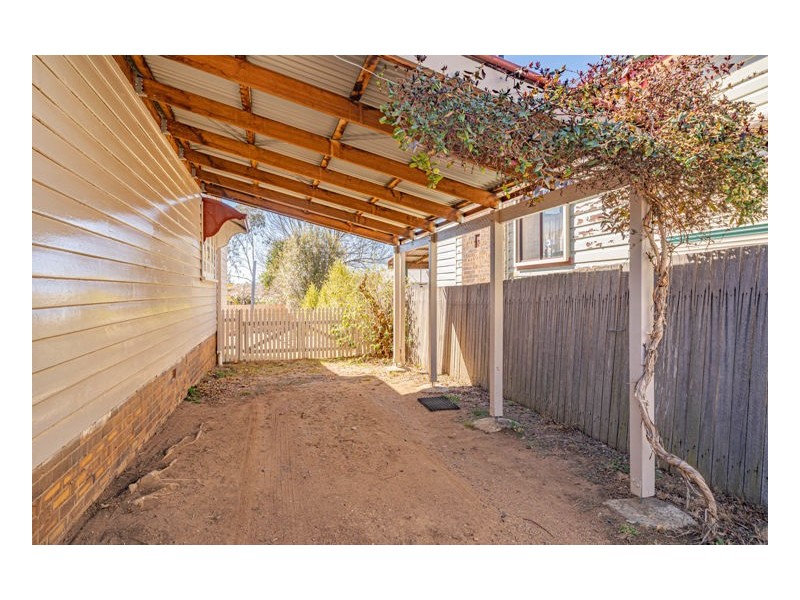 269 Rusden Street, Armidale NSW 2350