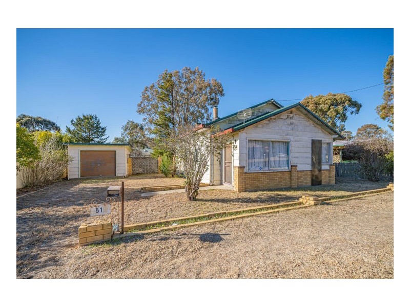 51 Galloway Street, Armidale NSW 2350