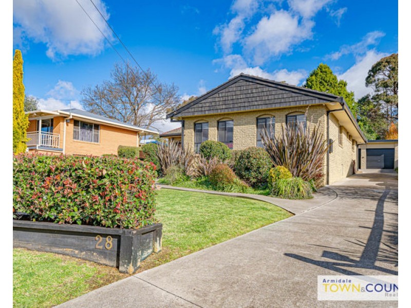 28 Chestnut Avenue, Armidale NSW 2350