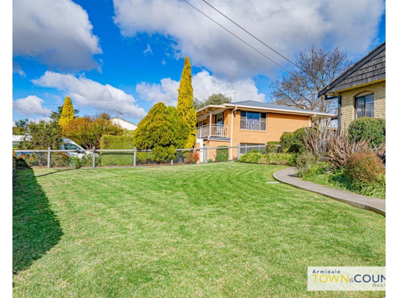28 Chestnut Avenue, Armidale NSW 2350