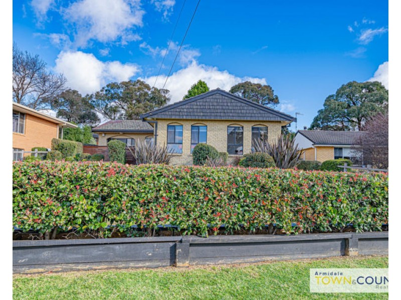 28 Chestnut Avenue, Armidale NSW 2350