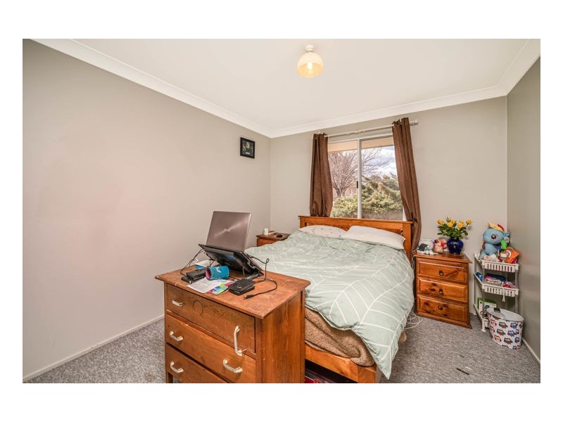 8 Centennial Close, Armidale NSW 2350