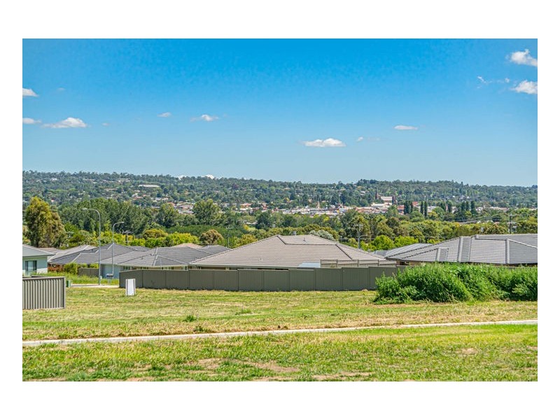 19 Ailsa Crescent, Armidale NSW 2350