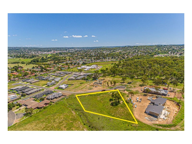 19 Ailsa Crescent, Armidale NSW 2350