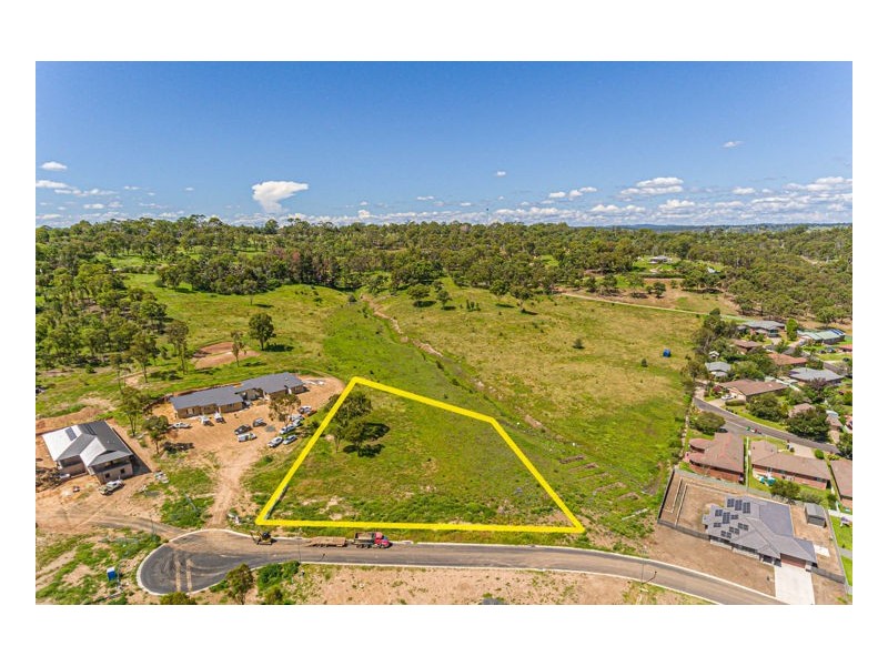 19 Ailsa Crescent, Armidale NSW 2350