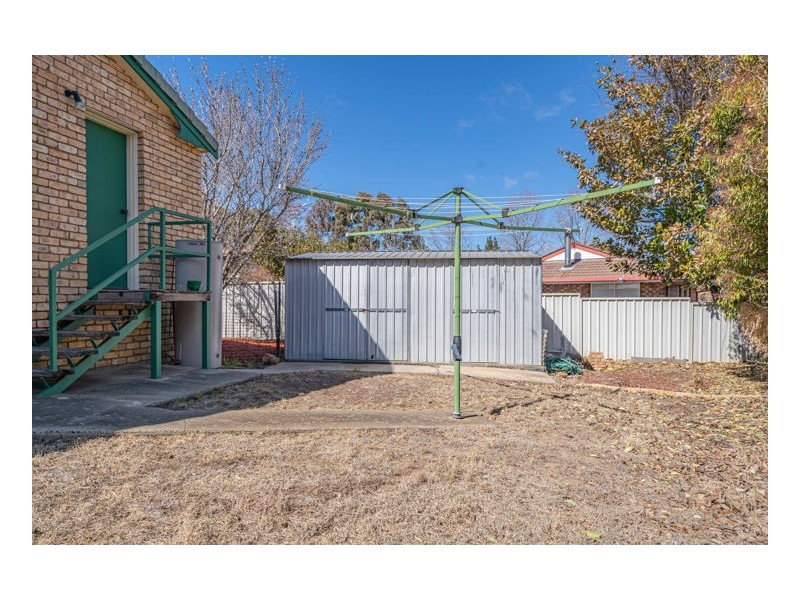 16 Verna Close, Armidale NSW 2350