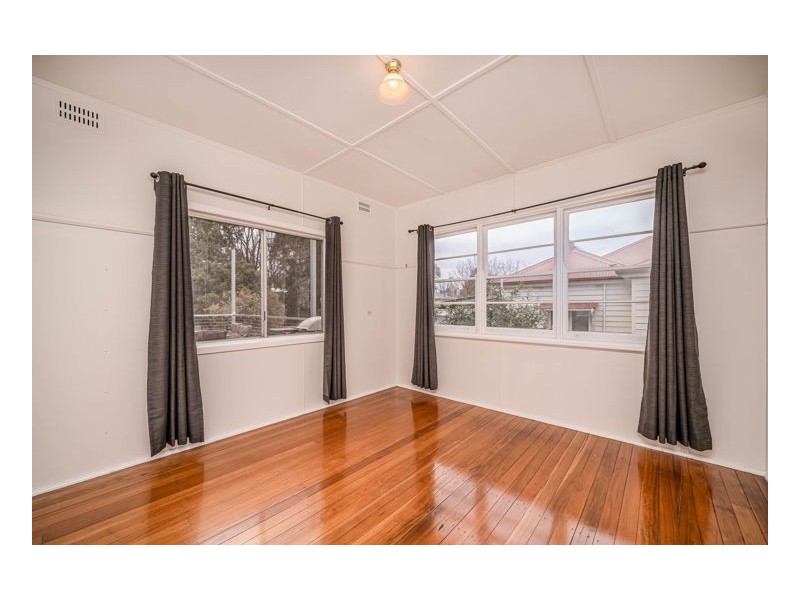 85 Newton Street, Armidale NSW 2350