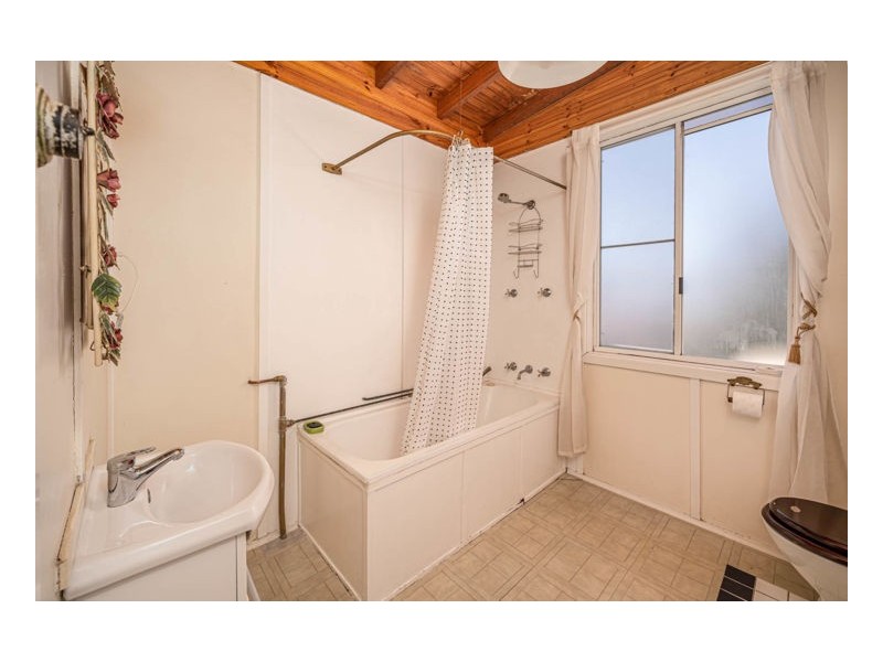 91 Mossman Street, Armidale NSW 2350