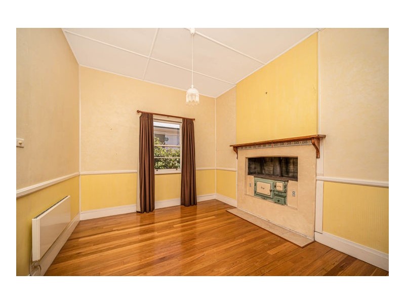 91 Mossman Street, Armidale NSW 2350