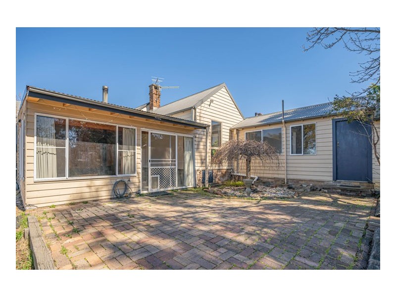 91 Mossman Street, Armidale NSW 2350