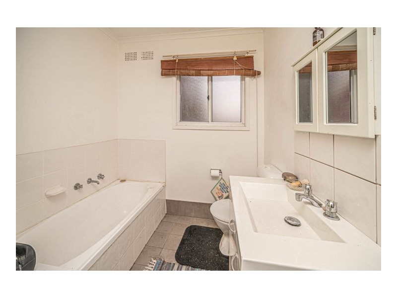 4 See Avenue, Armidale NSW 2350