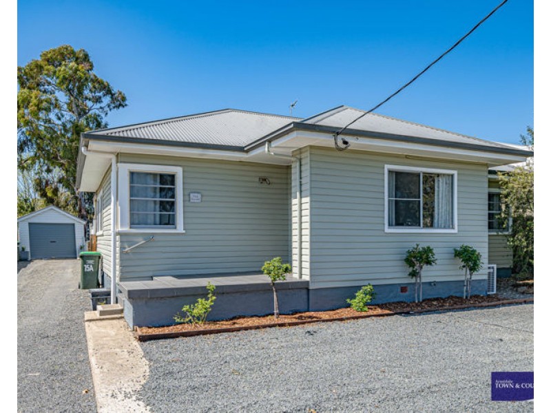 75 Douglas Street, Armidale NSW 2350