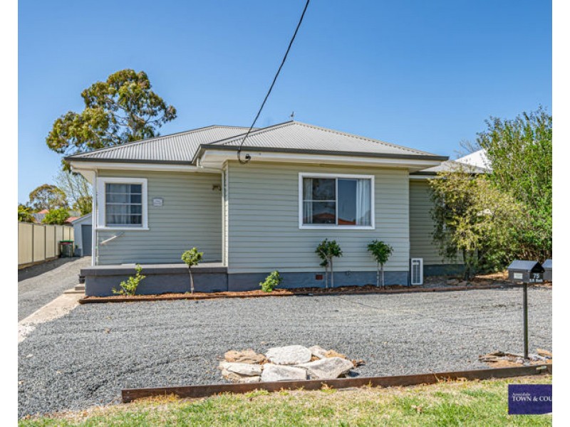 75 Douglas Street, Armidale NSW 2350