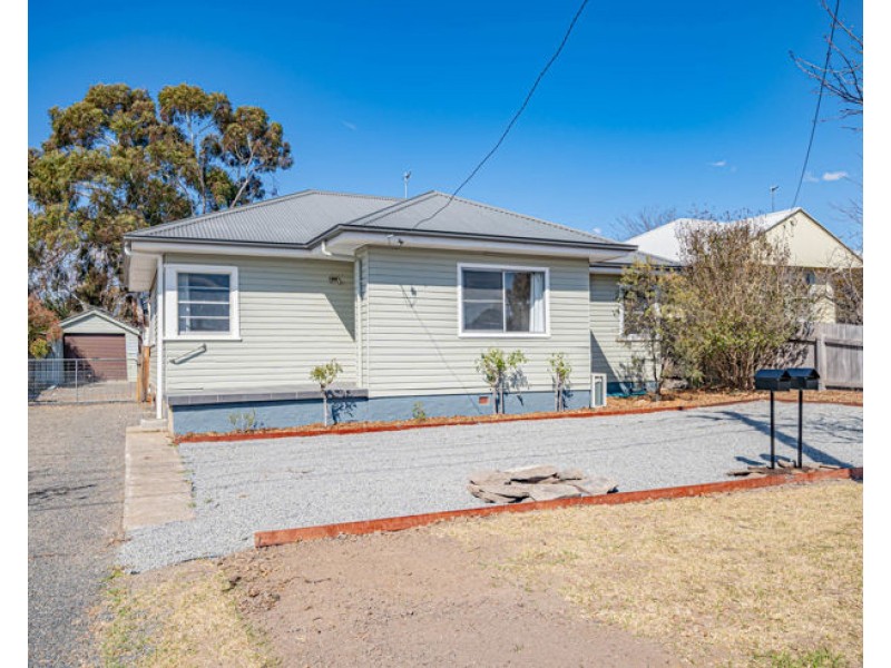 75 Douglas Street, Armidale NSW 2350