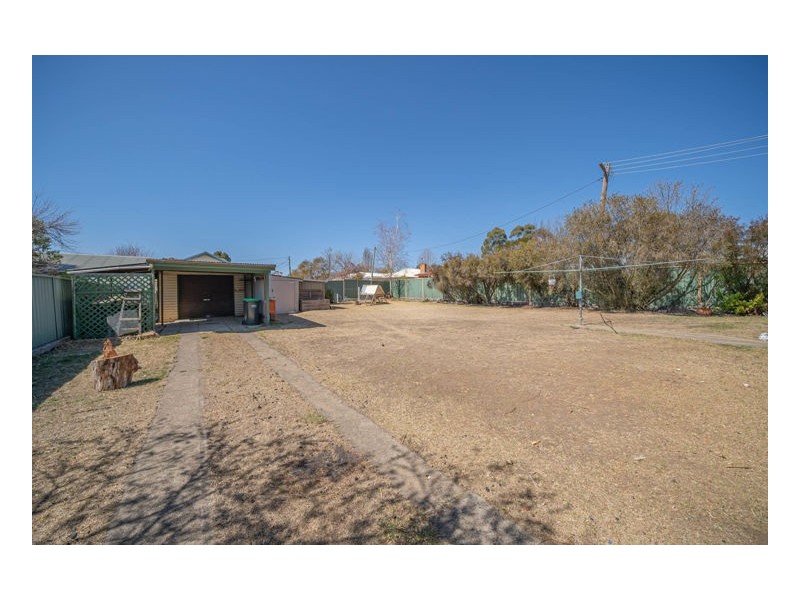 147 Butler Street, Armidale NSW 2350