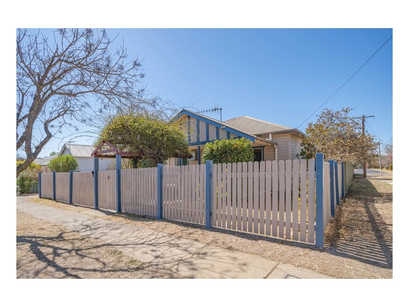 147 Butler Street, Armidale NSW 2350