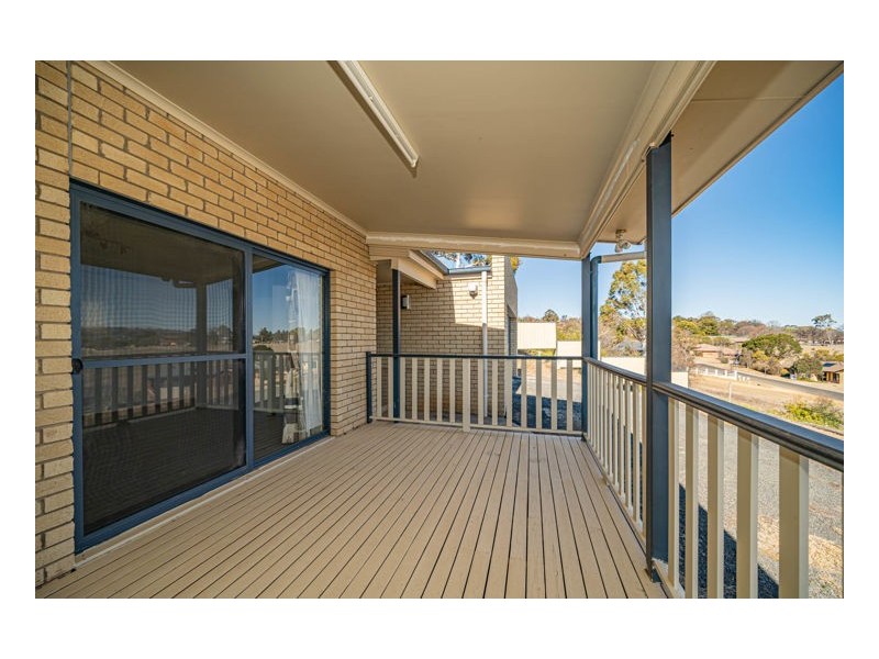 71 Ash Tree Drive, Armidale NSW 2350