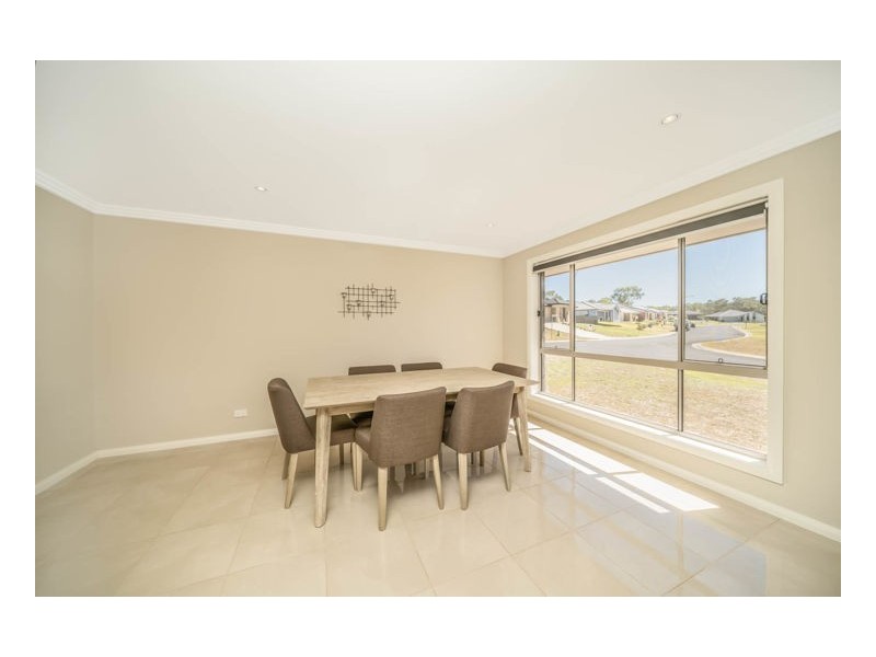 7 Schaefer Drive, Armidale NSW 2350