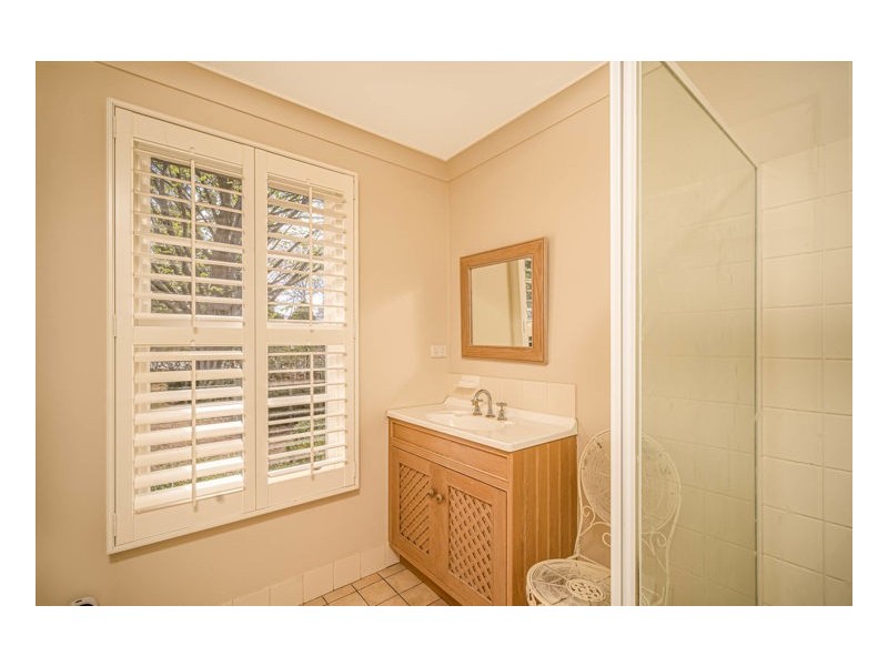 28 Crest Road, Armidale NSW 2350