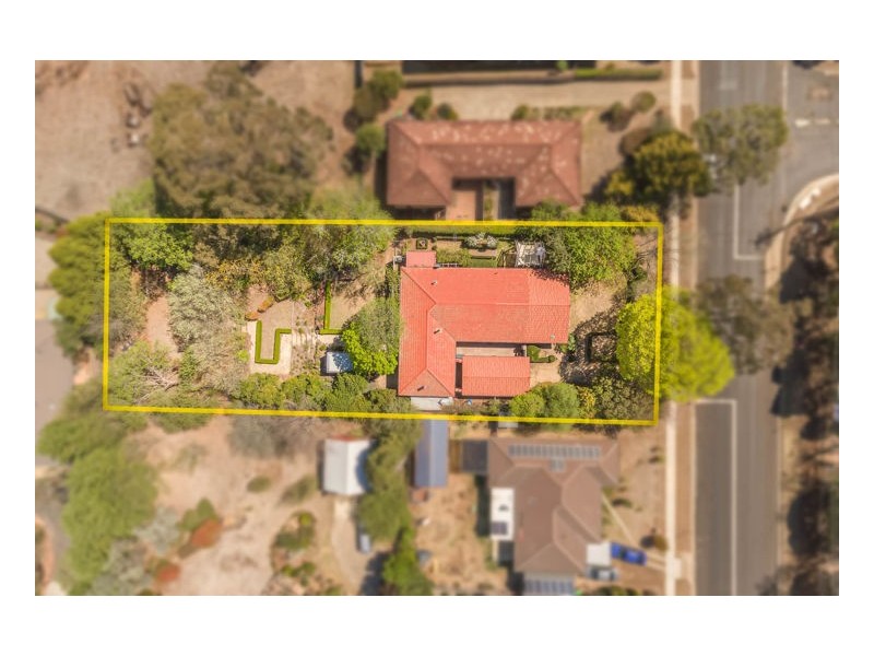 28 Crest Road, Armidale NSW 2350