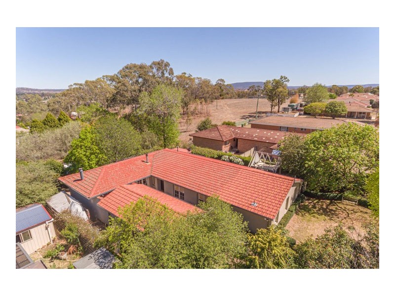 28 Crest Road, Armidale NSW 2350