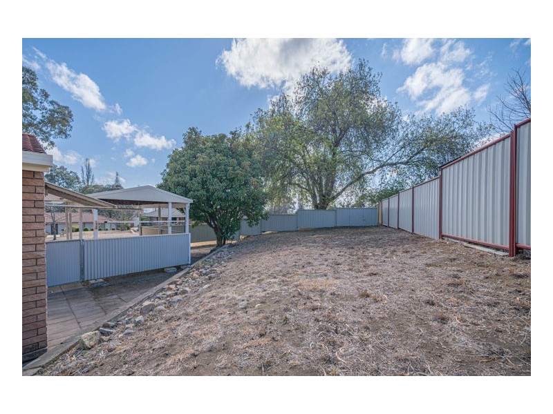 2A Moyes Street, Armidale NSW 2350