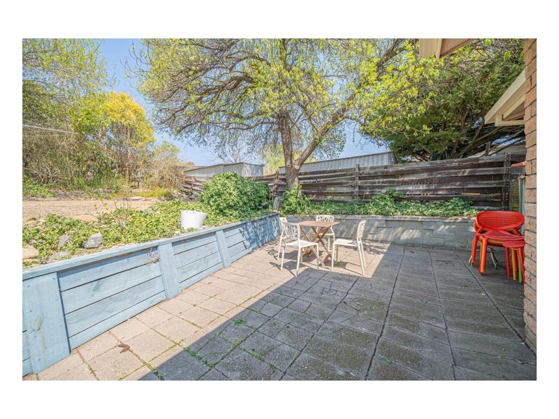 2 Moyes Street, Armidale NSW 2350