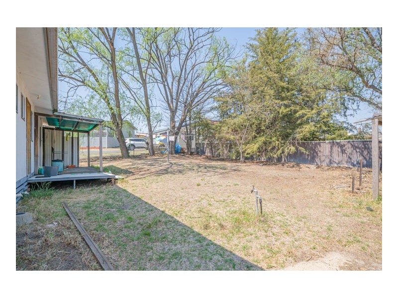 10 Queen Street, Uralla NSW 2358