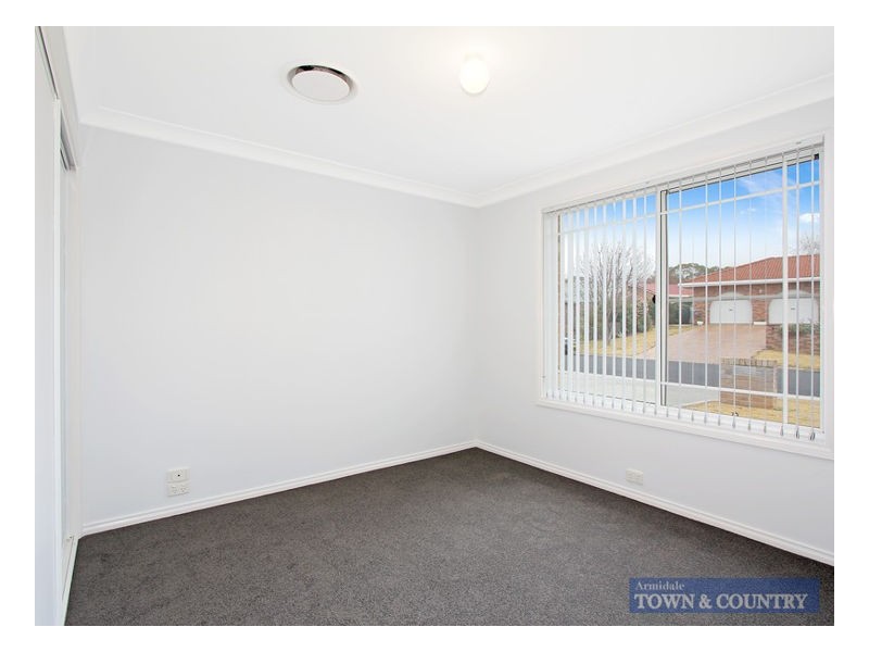 13A Grills Place, Armidale NSW 2350
