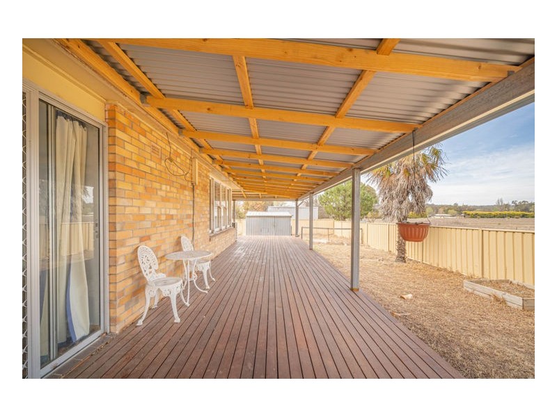 26 McBean Avenue, Armidale NSW 2350