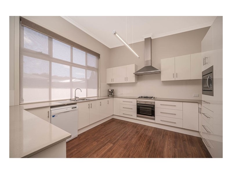 75 Box Hill Drive, Armidale NSW 2350