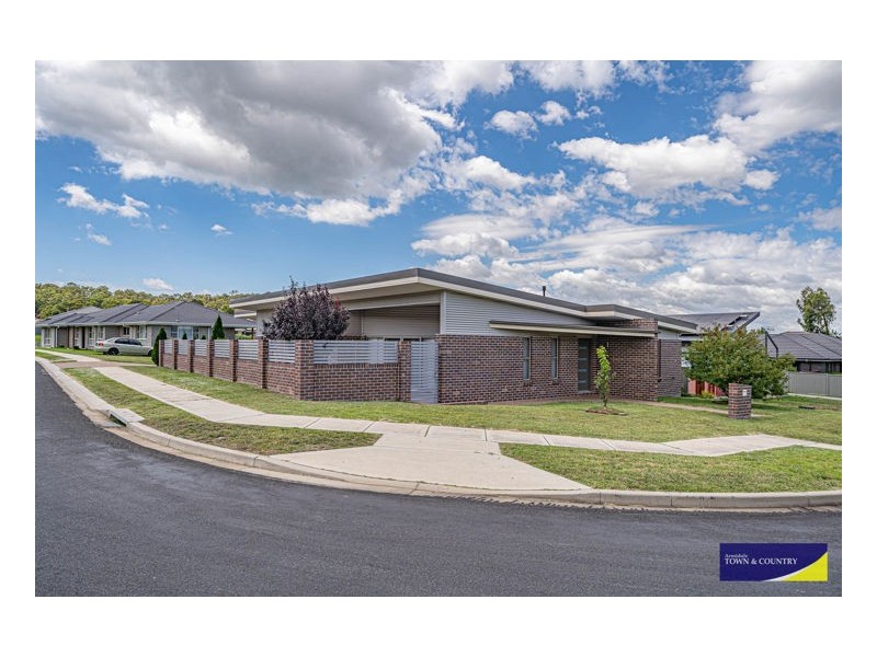 75 Box Hill Drive, Armidale NSW 2350