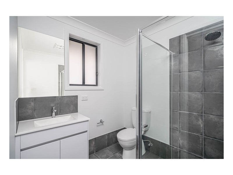 16 Peterson Drive, Armidale NSW 2350