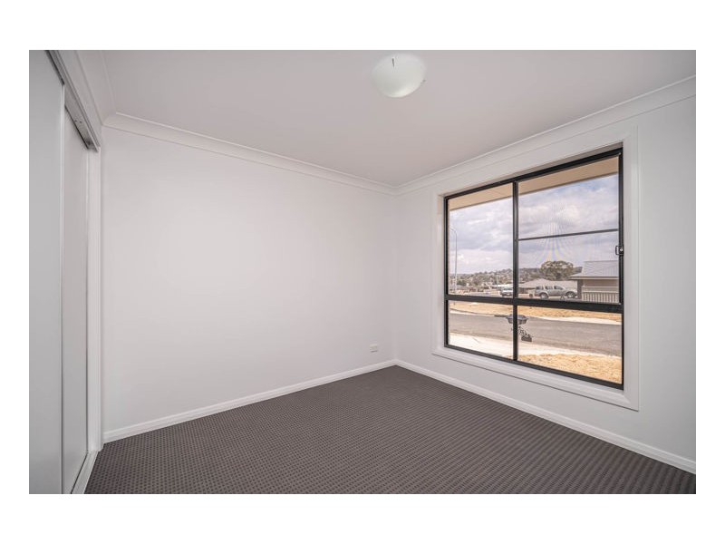 13 Ailsa Crescent, Armidale NSW 2350