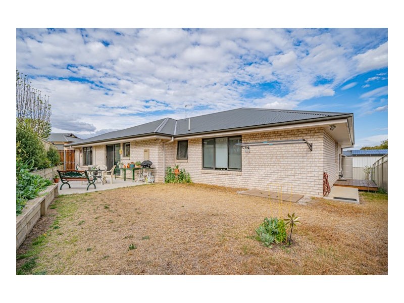 7A Bill Watson Court, Armidale NSW 2350