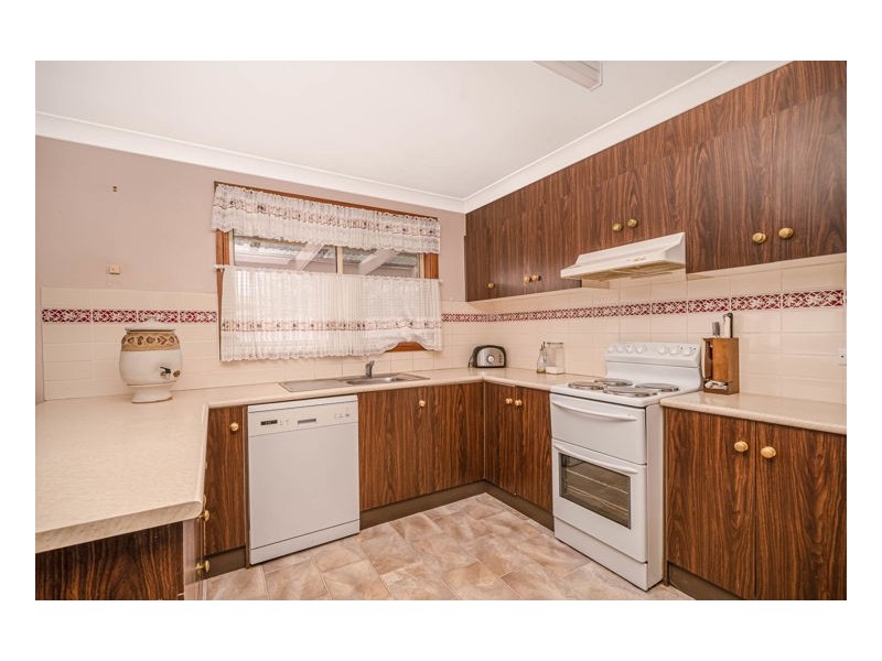 24 Ishbell Drive, Armidale NSW 2350