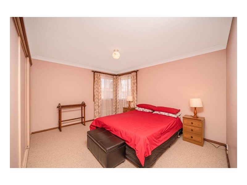 24 Ishbell Drive, Armidale NSW 2350