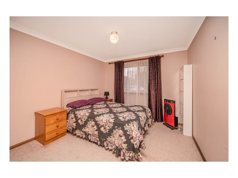 24 Ishbell Drive, Armidale NSW 2350