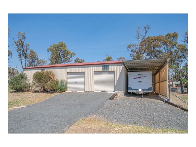 11 Newholme Road, Armidale NSW 2350