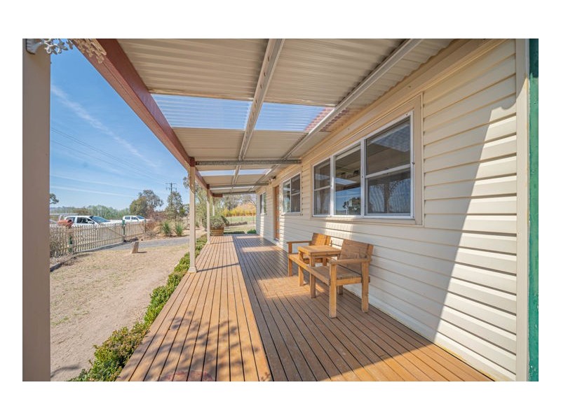 11 Newholme Road, Armidale NSW 2350