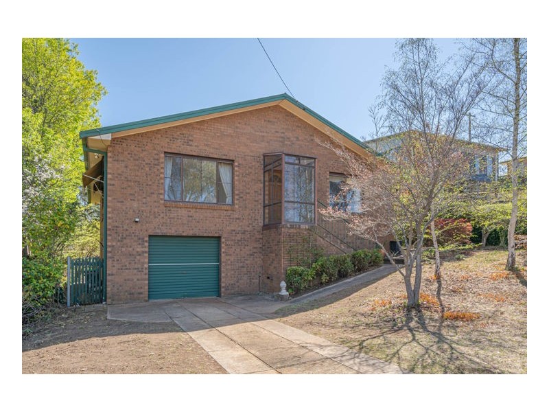 3 Thompson Street, Armidale NSW 2350