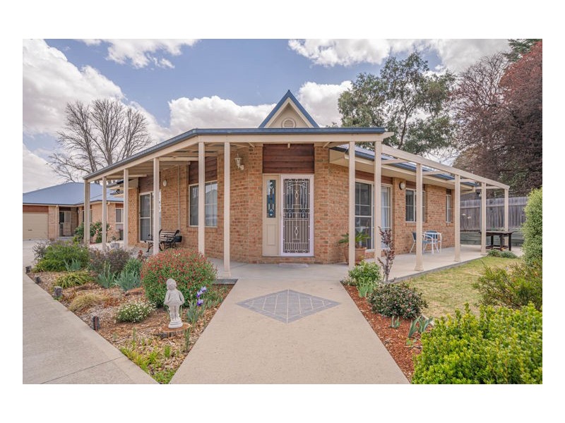 104a Donnelly Street, Armidale NSW 2350