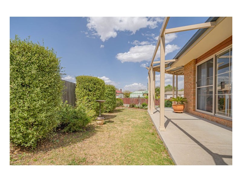 104a Donnelly Street, Armidale NSW 2350