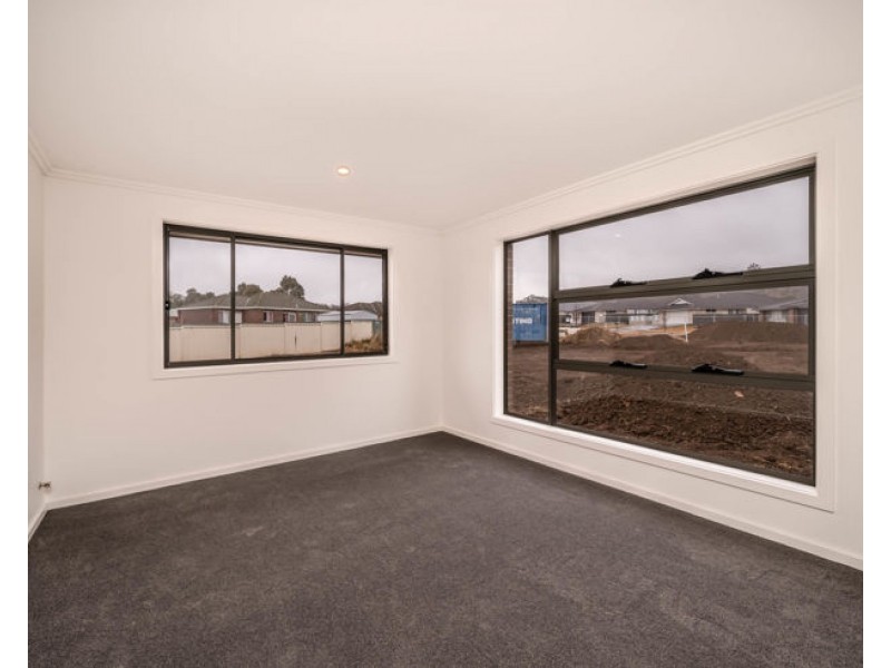 6 Albion Close, Armidale NSW 2350