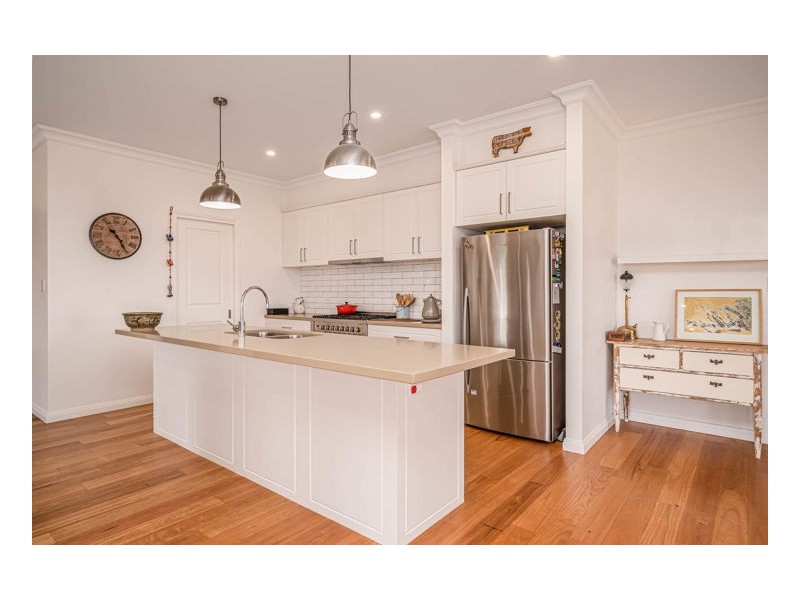 46 Grandview Crescent, Armidale NSW 2350