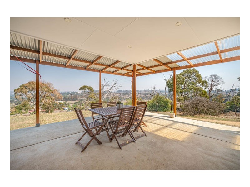 46 Grandview Crescent, Armidale NSW 2350