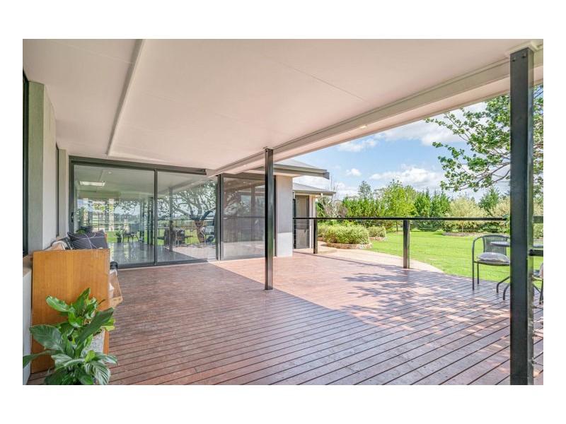 62 Macleay Way, Armidale NSW 2350