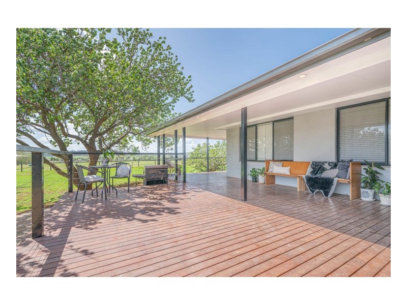 62 Macleay Way, Armidale NSW 2350