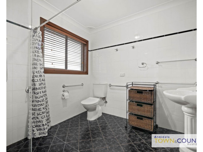 3/13-15 Railway Parade, Armidale NSW 2350